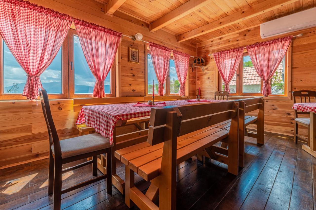 Holiday Village Ostrog Nikšić Buitenkant foto