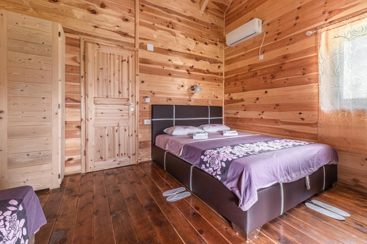 Holiday Village Ostrog Nikšić Buitenkant foto