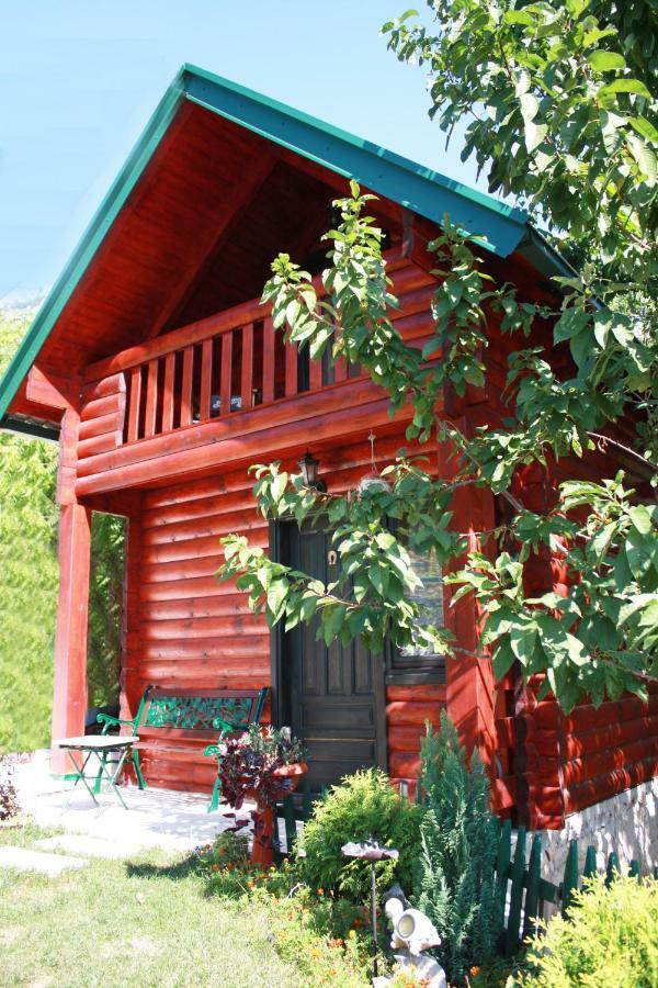 Holiday Village Ostrog Nikšić Buitenkant foto